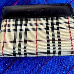 Burberry Kiss-lock Wallet excellent condition